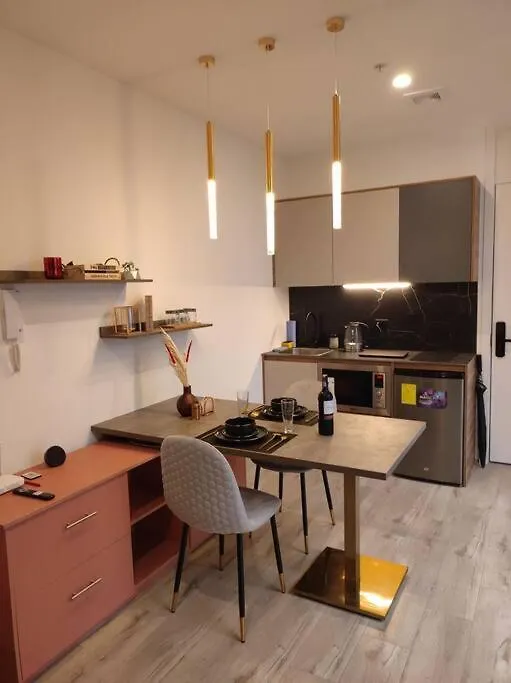 Dolce Far Niente En Xoe Suite F8, Republica Del Salvador Quito Apartamento